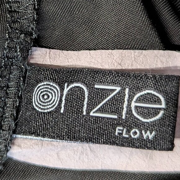 Onzie Flow One Size Fits All *(XS, S, M) Black Sheer High/Low Workout Top - Picture 9 of 10